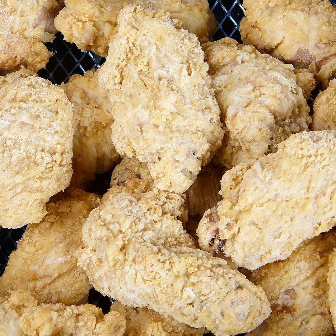 Olymel - Dusted Chicken Wings - Seasoned - Cooked - 4Kg